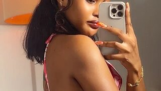 Sexxyronn Snapshot