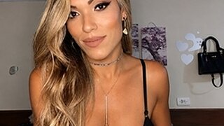 Li Marques Snapshot