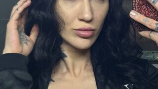 Yelizaveta Snapshot