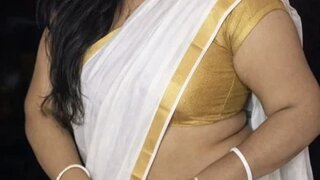 Tamil-HoneyQueen Snapshot
