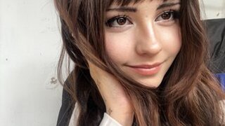EllaYoung Snapshot