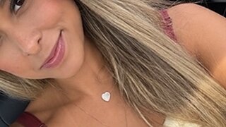 Sweet Woman Snapshot