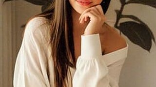 Luana Fox Snapshot