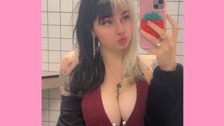 Angelina_Glass Snapshot