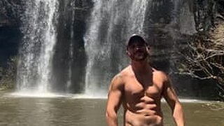 T Travor Snapshot