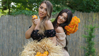 LexyandOlivia Snapshot